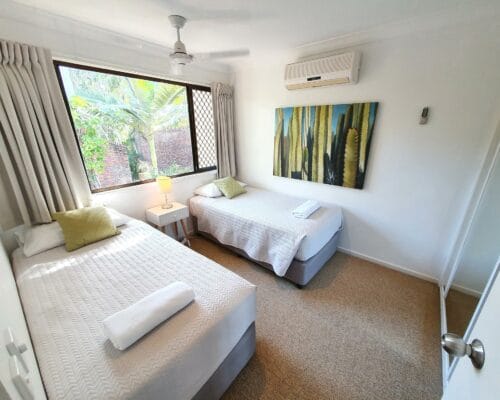 budget-3-bedroom-accommodation-unit-22-(10)