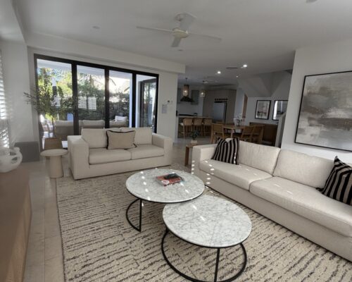 noosa-3-bedroom-luxury-villa (2)