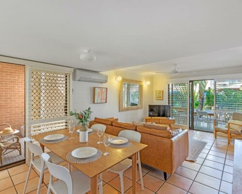 noosa-accommodation-unit-26-(3)